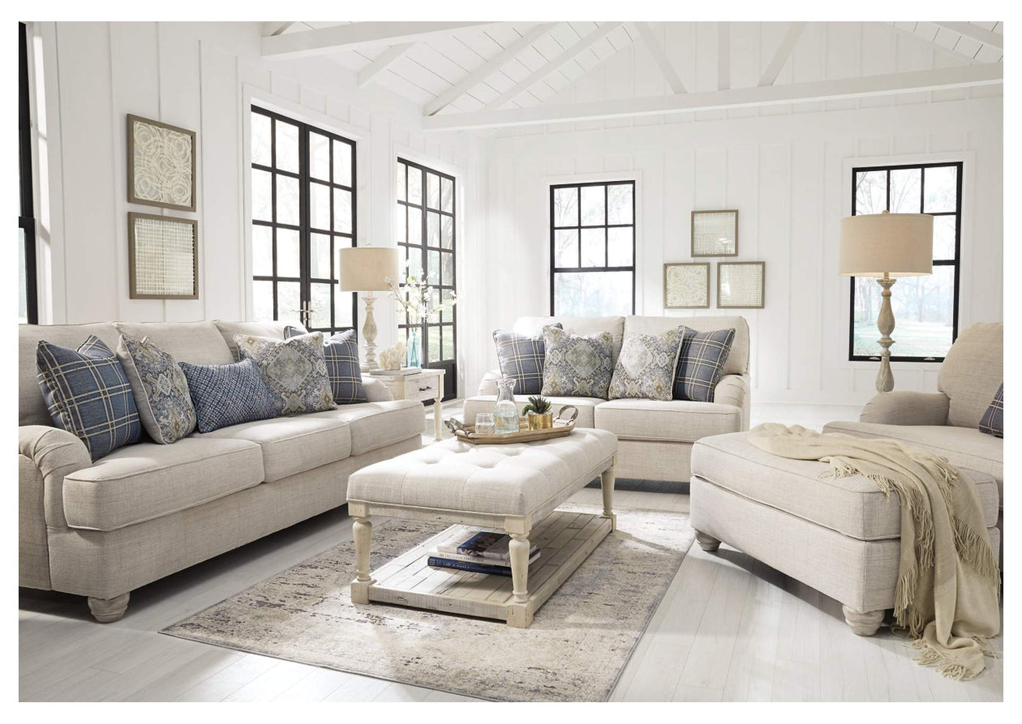 Traemore Sofa