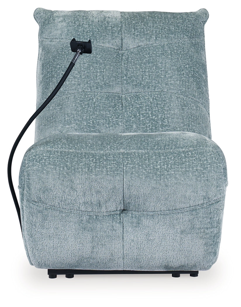Burlyton Recliner