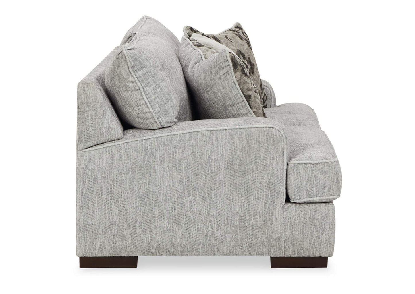 Mercado Loveseat