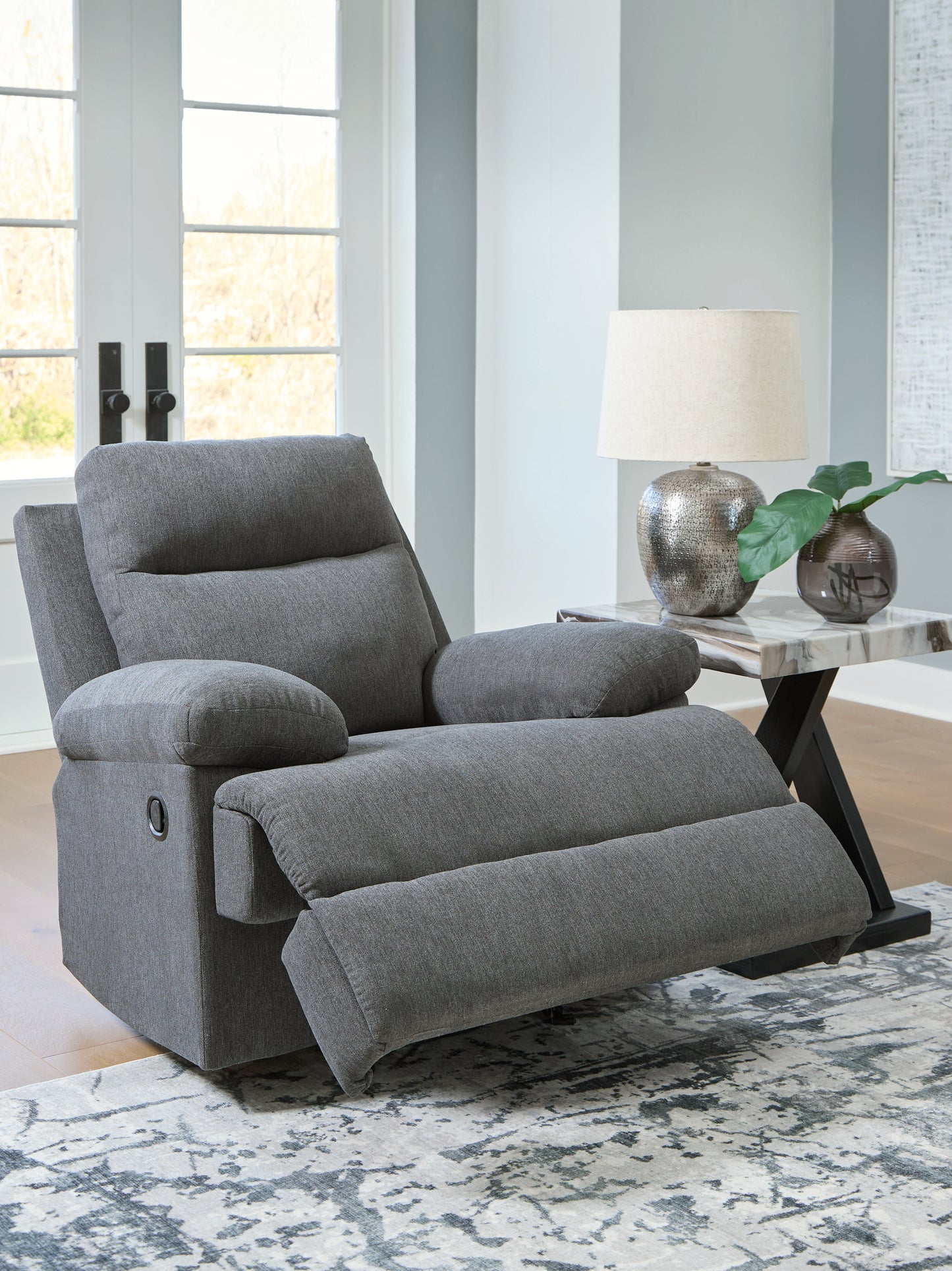Tarrant Recliner
