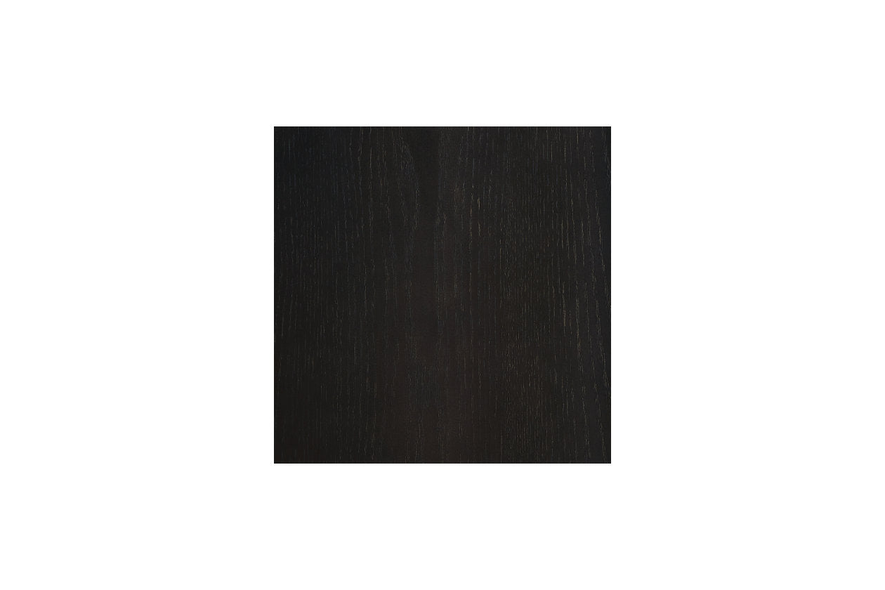 Welltern King Panel Bed