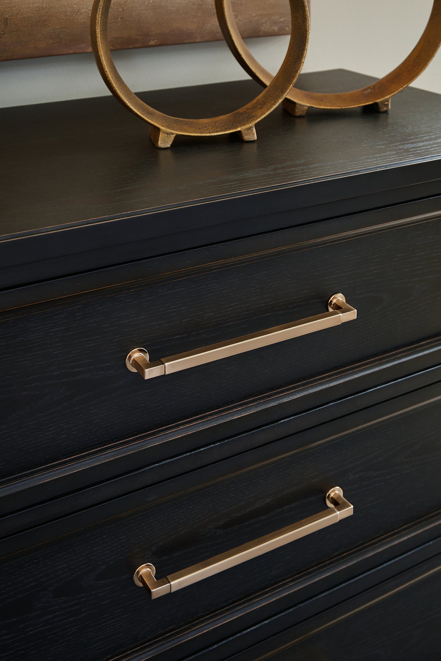 Welltern Dresser