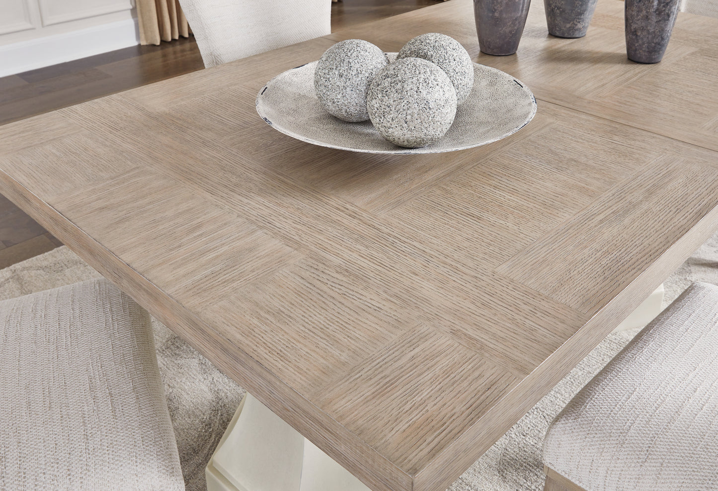 Jorlaina 7-Piece Dining Package