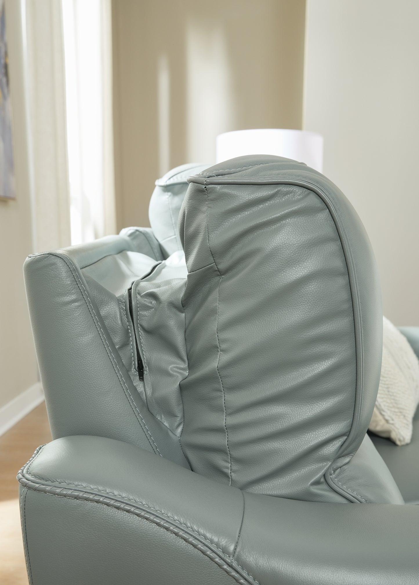 Mosswell Power Recliner