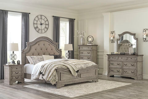 Lodenbay Dresser & Mirror