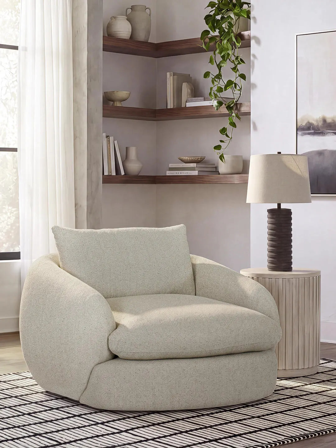 Aldoria Chair