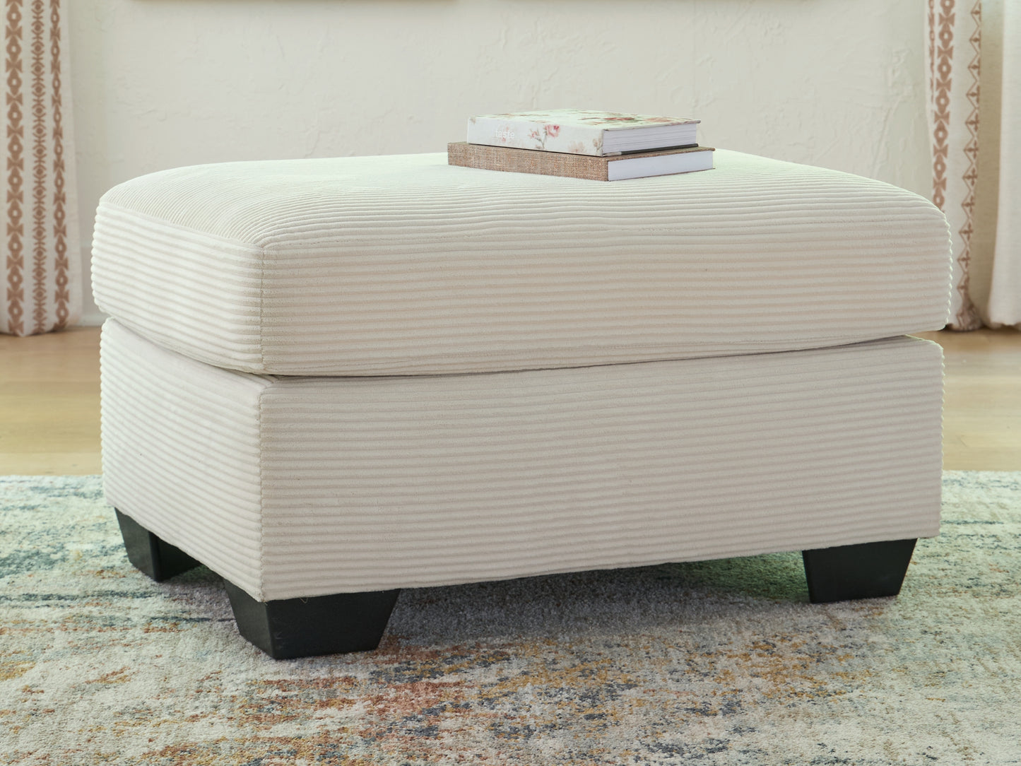 Amesley Ottoman