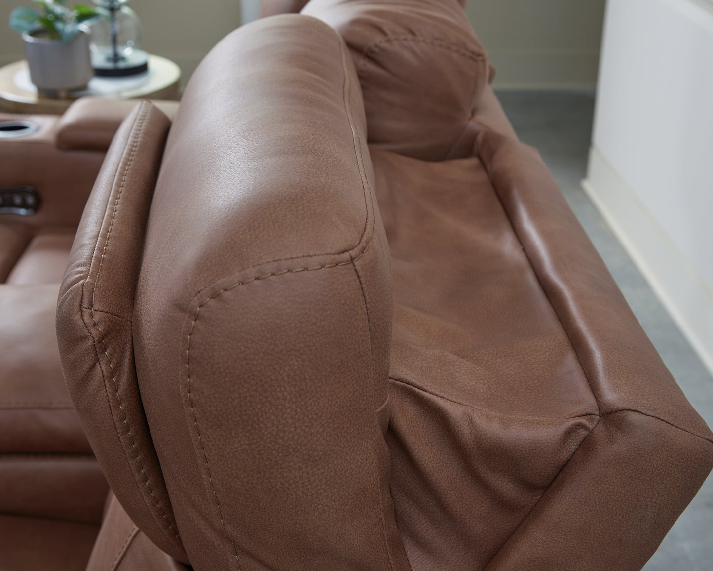 Point Clear Power Recliner