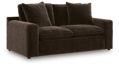Maxton Heights Loveseat