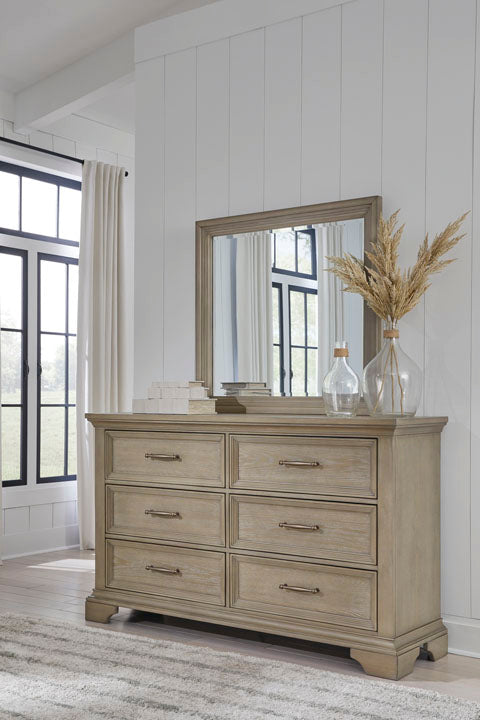 Vallardia 5-Piece Queen Bedroom Set