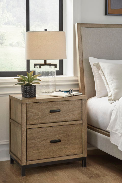 Tomtyn 5-Piece Queen Bedroom Set