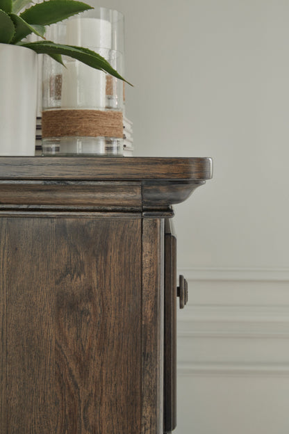 Veramond Chest of Drawers