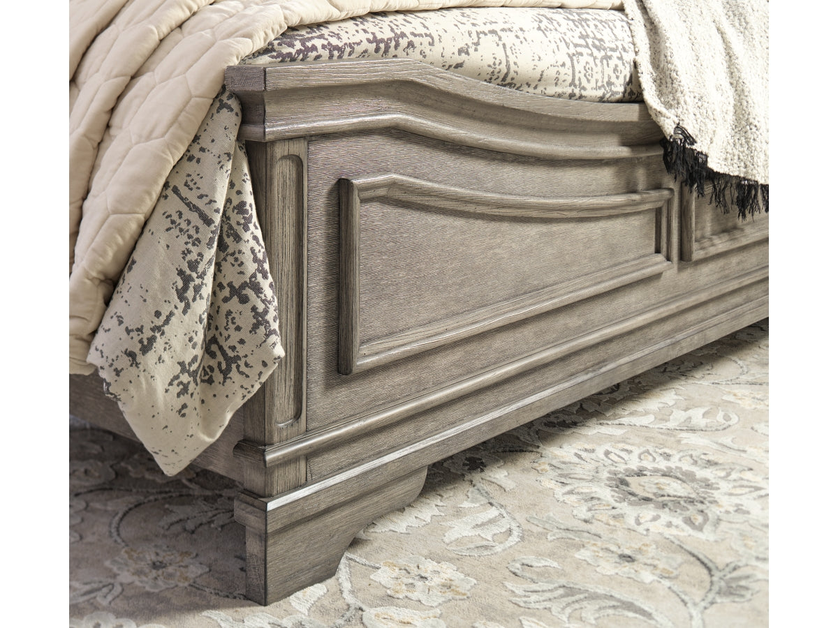 Lodenbay King Bed
