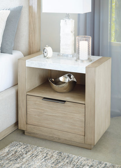 Hennington King Bedroom Set