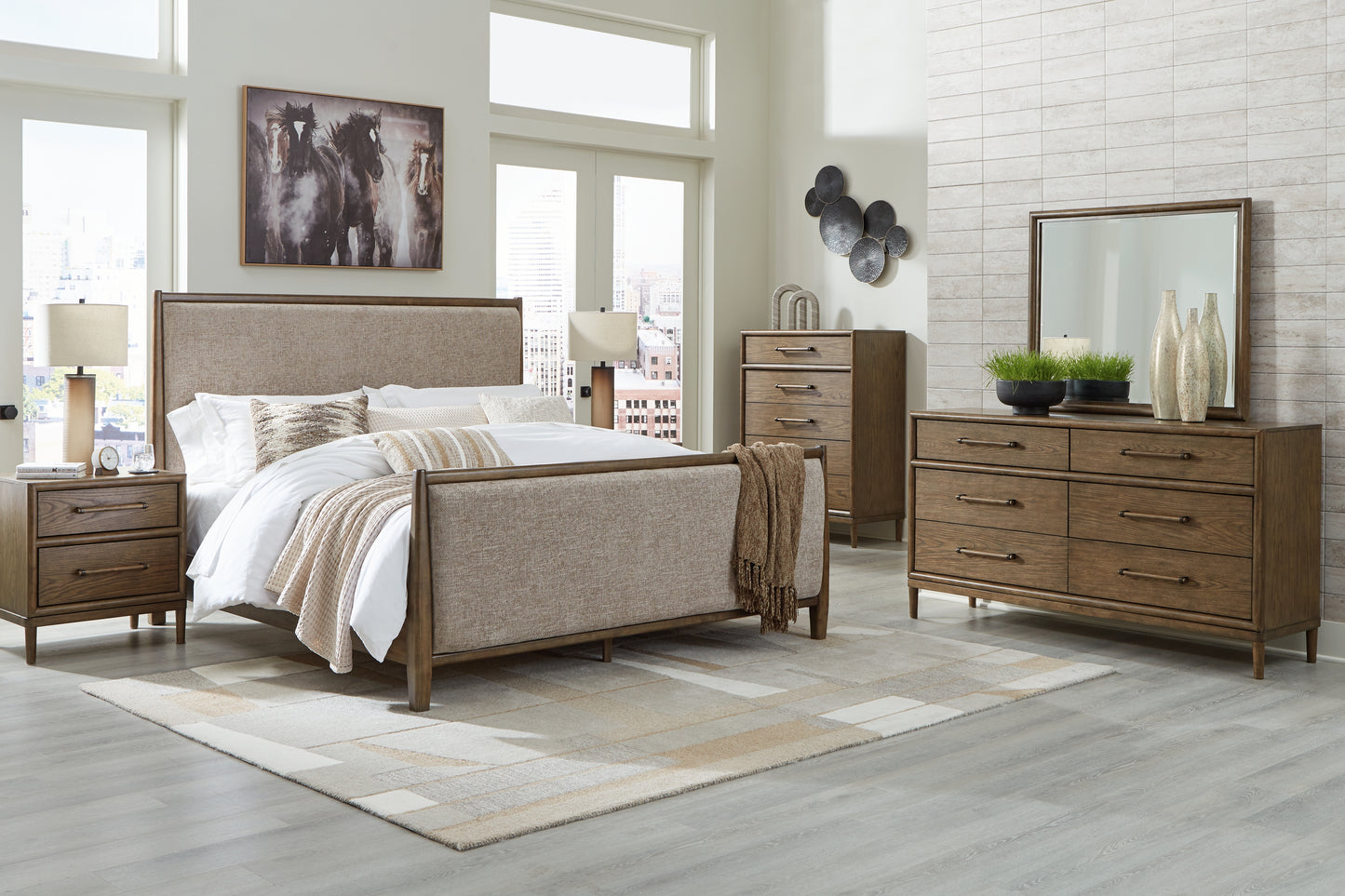 Roanhowe Chest of Drawers