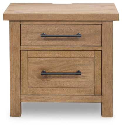 Kristiland Queen Bedroom Set
