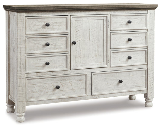 Havalance Dresser
