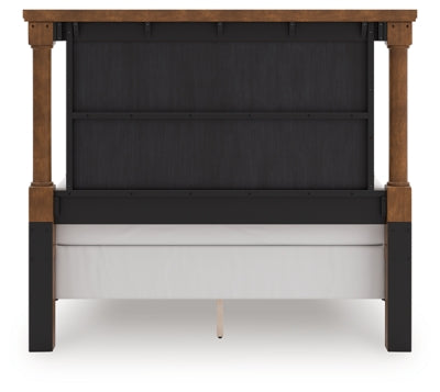 Chadworth Queen Poster Bed