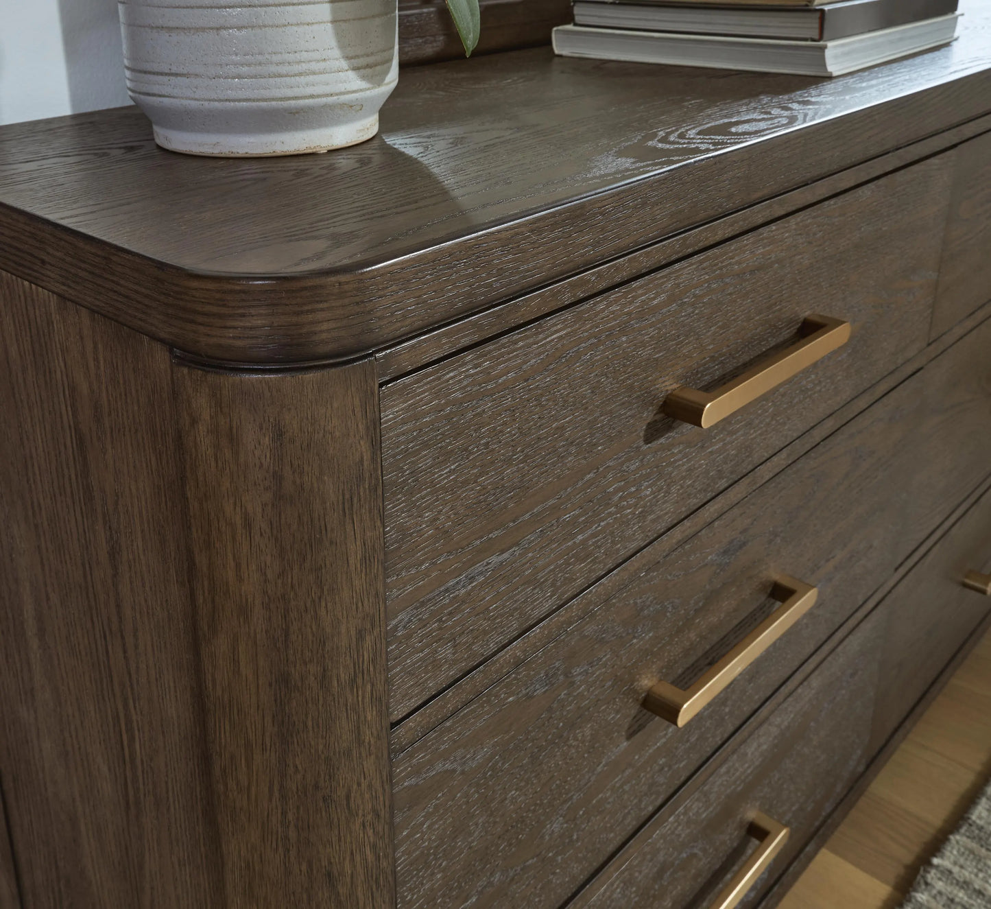 Darimore Dresser