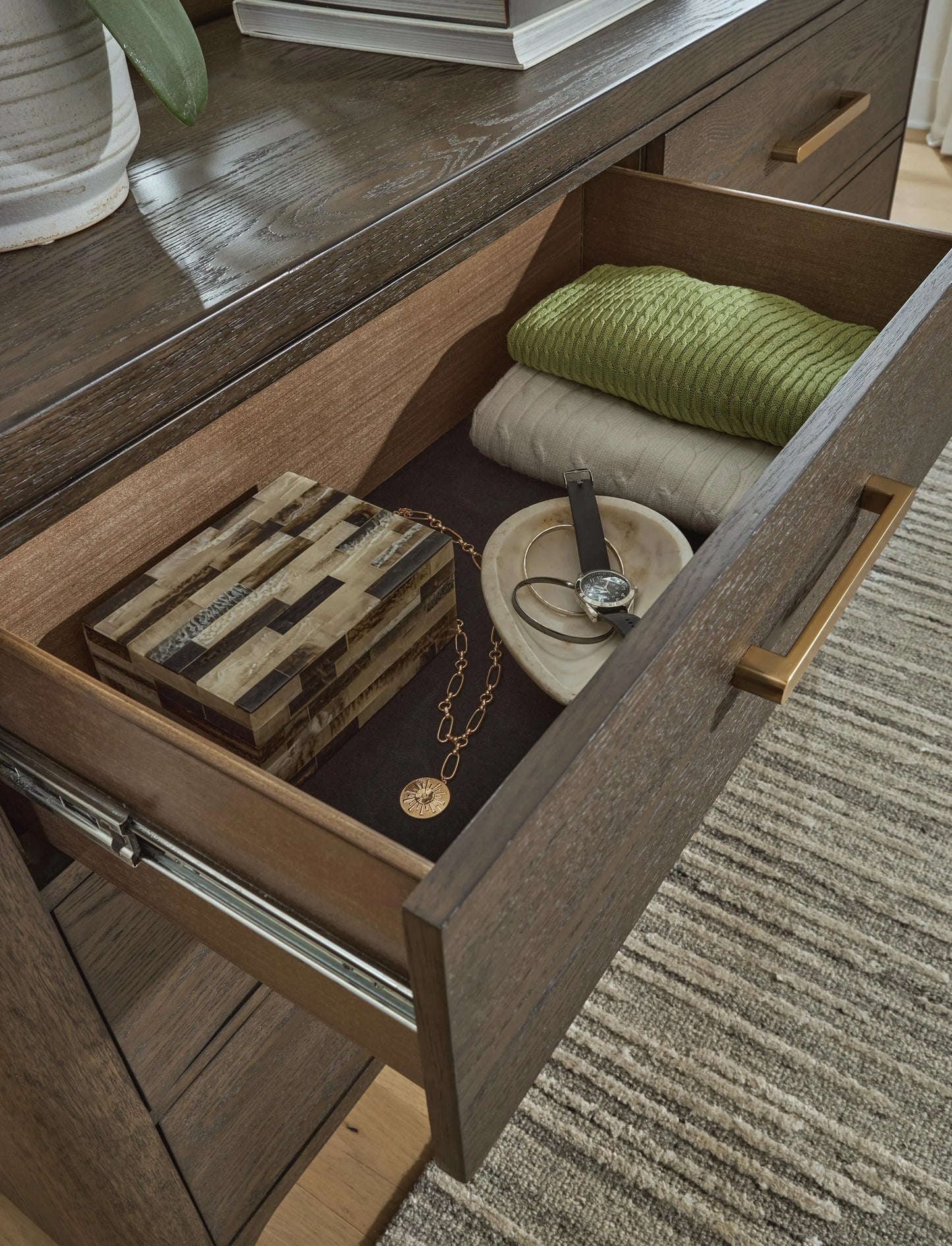 Darimore Dresser and Mirror