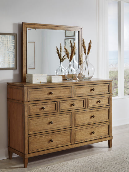 Sharlance King Bedroom Set