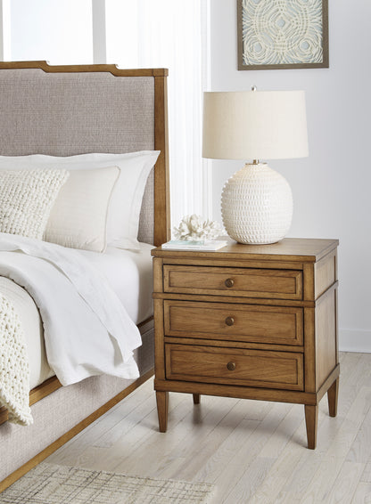 Sharlance King Bedroom Set