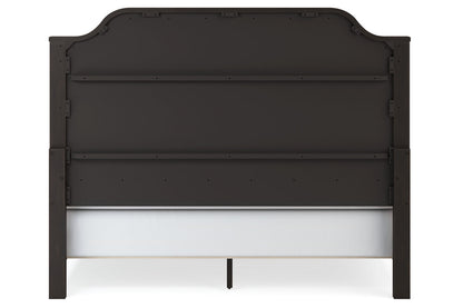 Welltern King Panel Bed