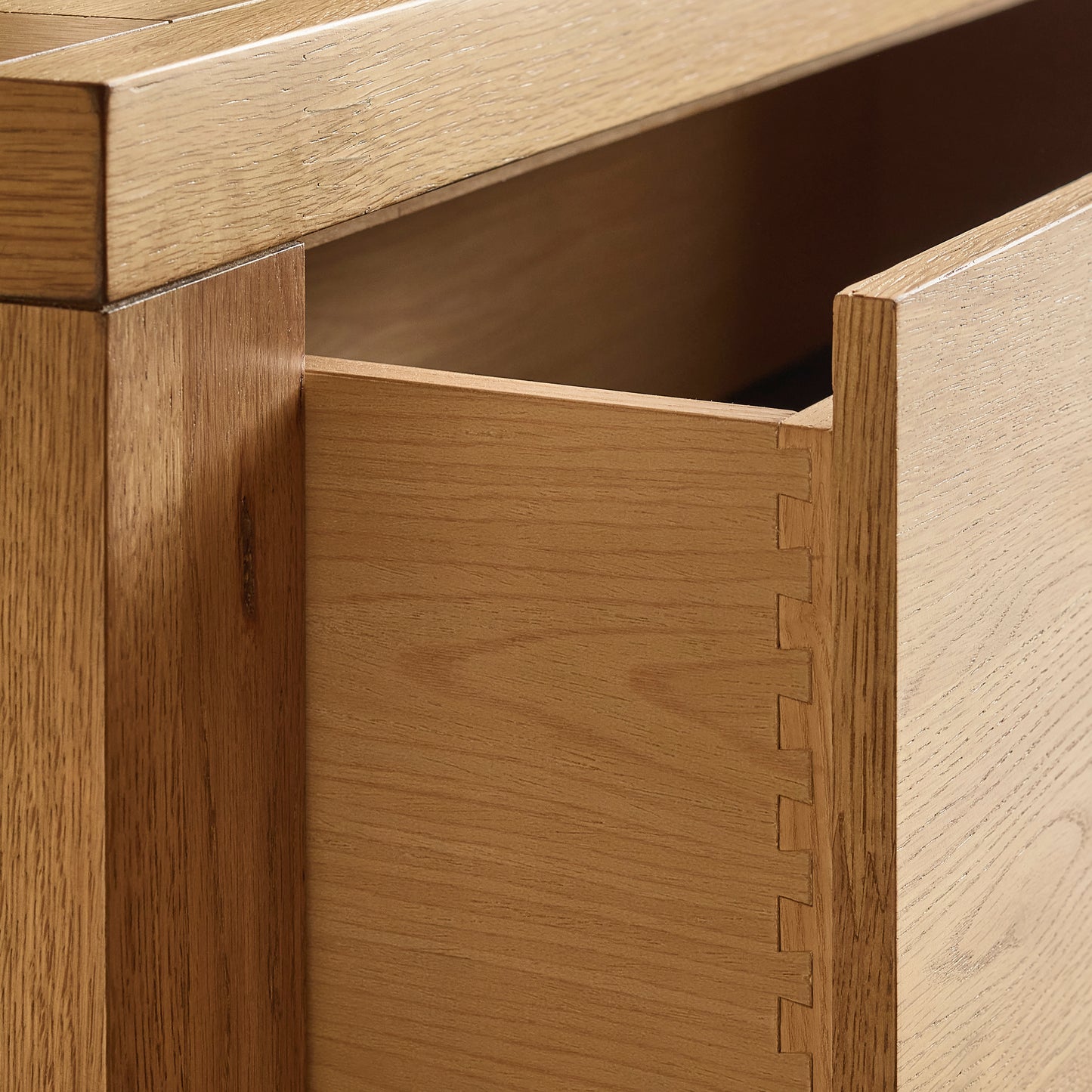 Bracken Queen Bedroom Set