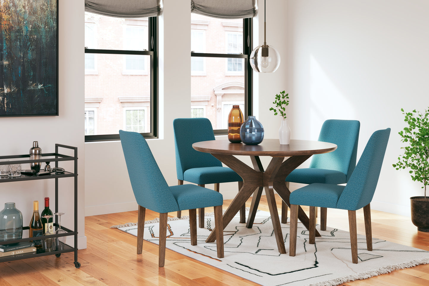 Lyncott Dining Set (Set of 5)