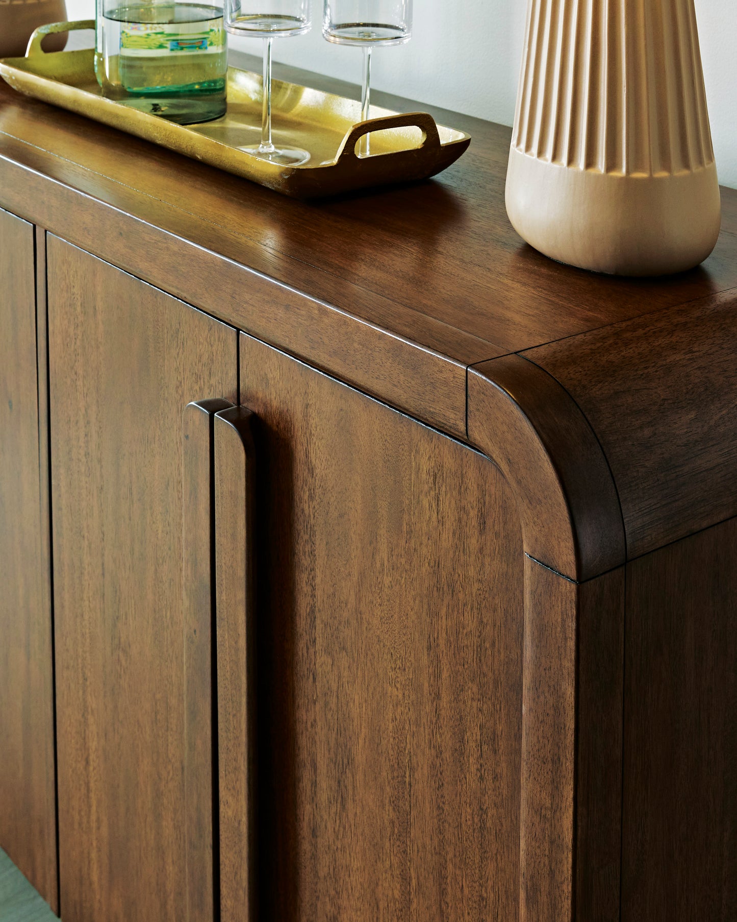 Paloma by Ashley Dining Server