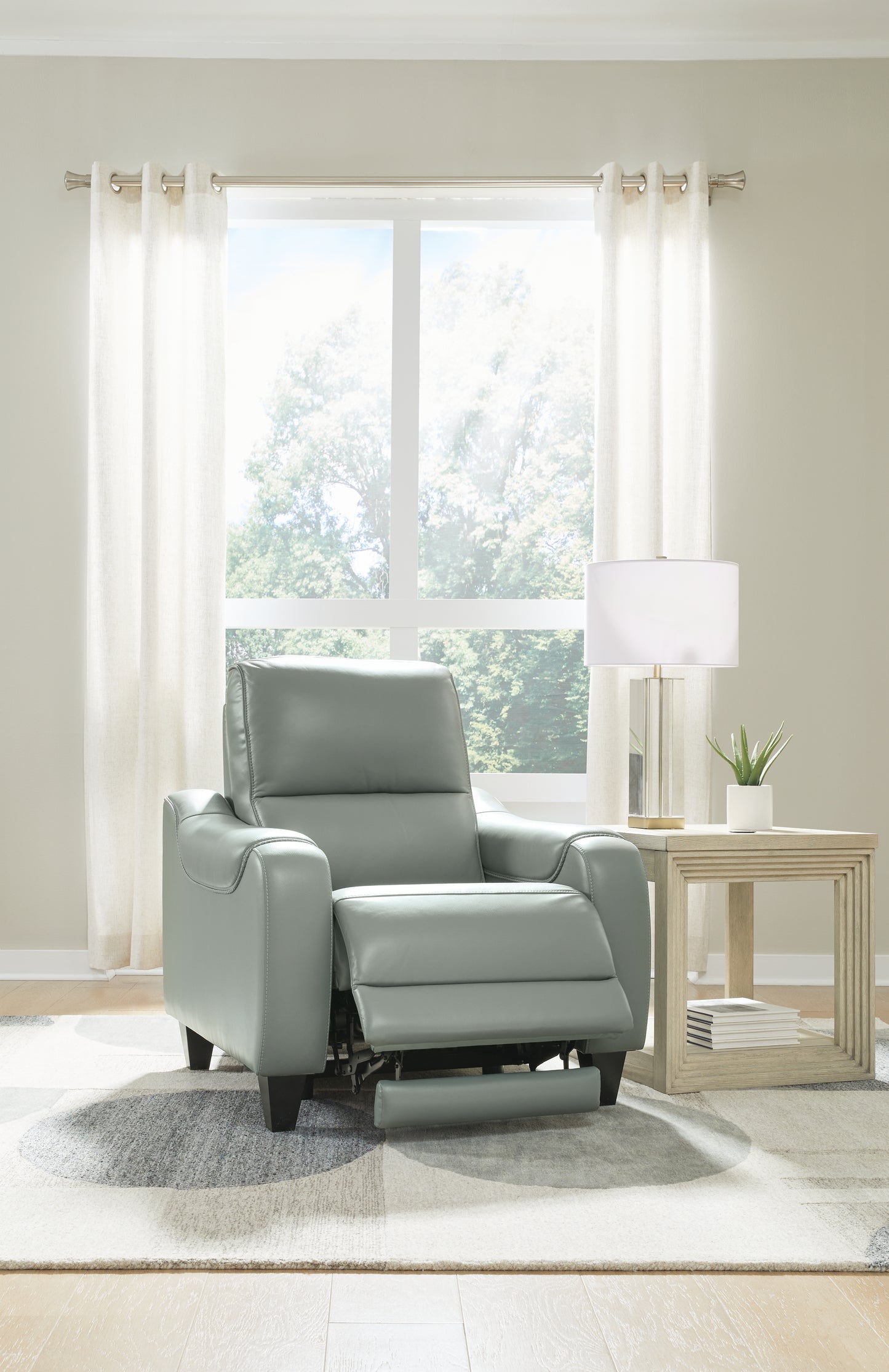 Mosswell Power Recliner