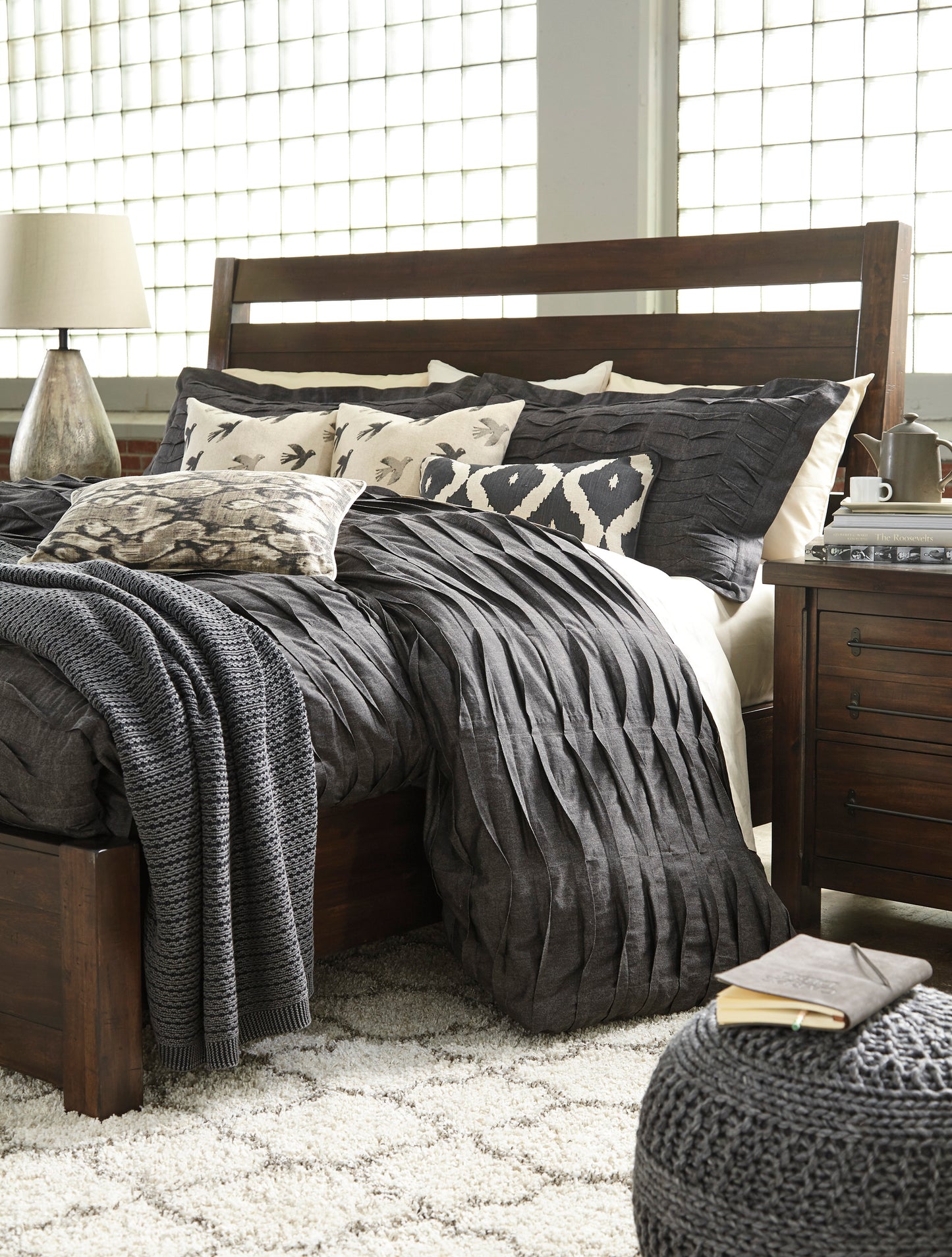 Starmore King Bedroom Set